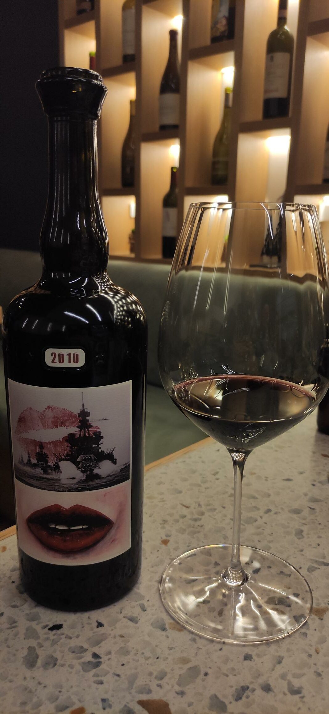 Read more about the article Stockholm Syndrome 2010 Syrah – Sine Qua Non