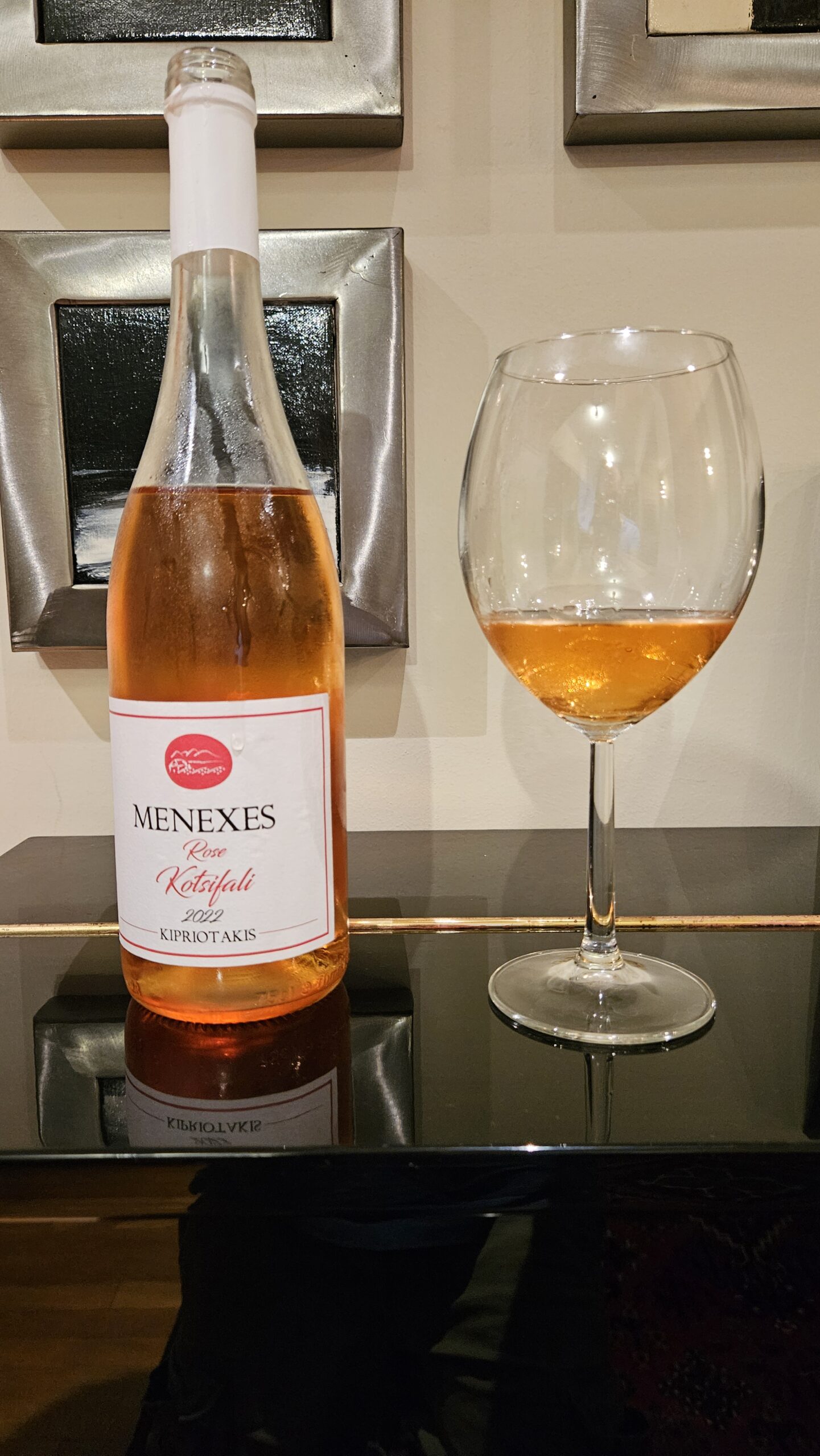 Read more about the article Ροζέ Κοτσιφάλι 2022 – Menexes Wines Κυπριωτάκης